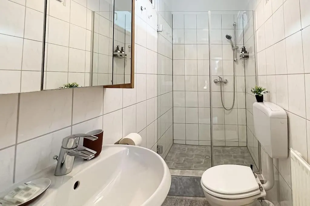 Cozy & Central 2 Bedroom Apartment Vienna